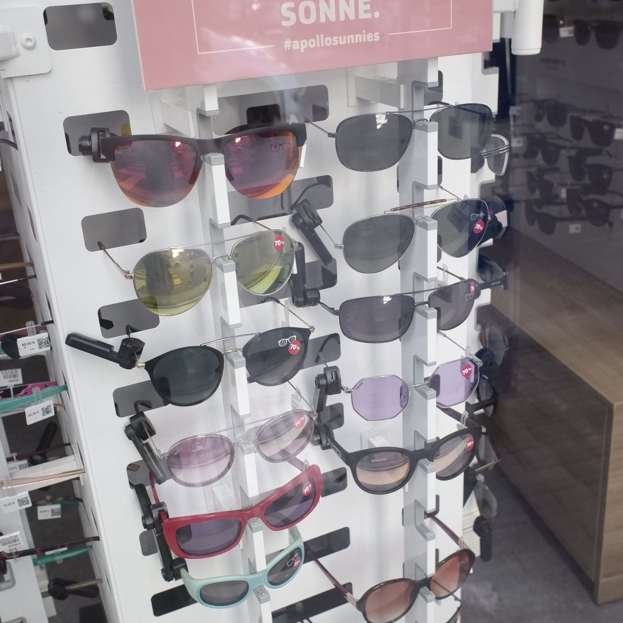 Natürlich sehe ich auch alles in den Läden an